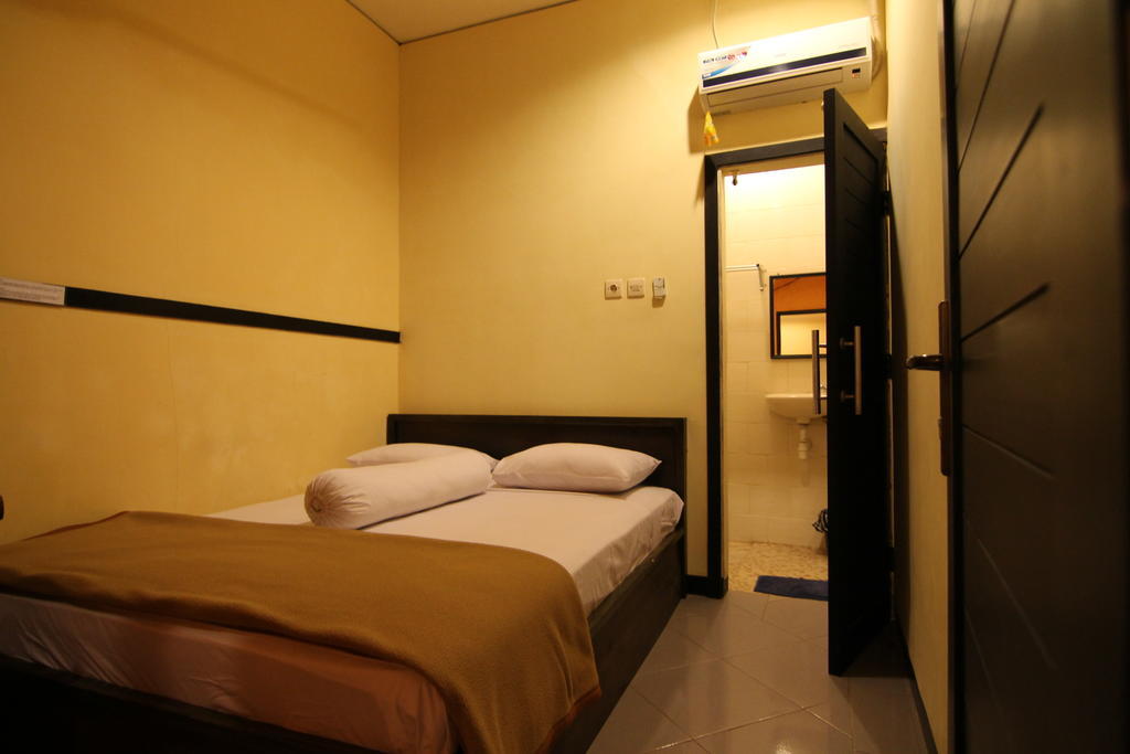 Ct1 Bali Bed & Breakfast Kuta Lombok Quarto foto