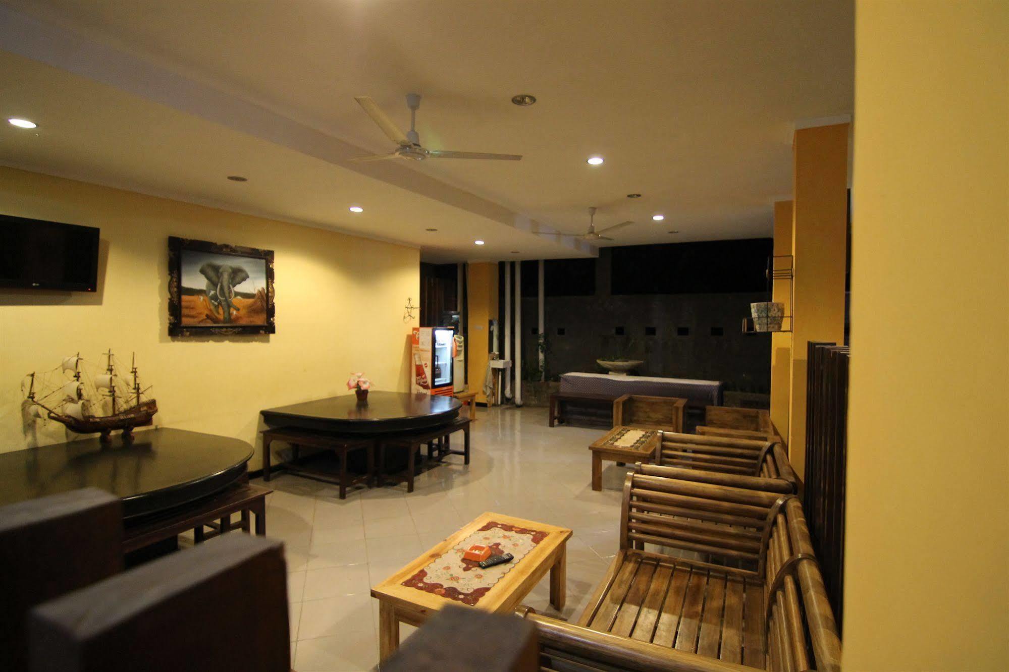 Ct1 Bali Bed & Breakfast Kuta Lombok Exterior foto
