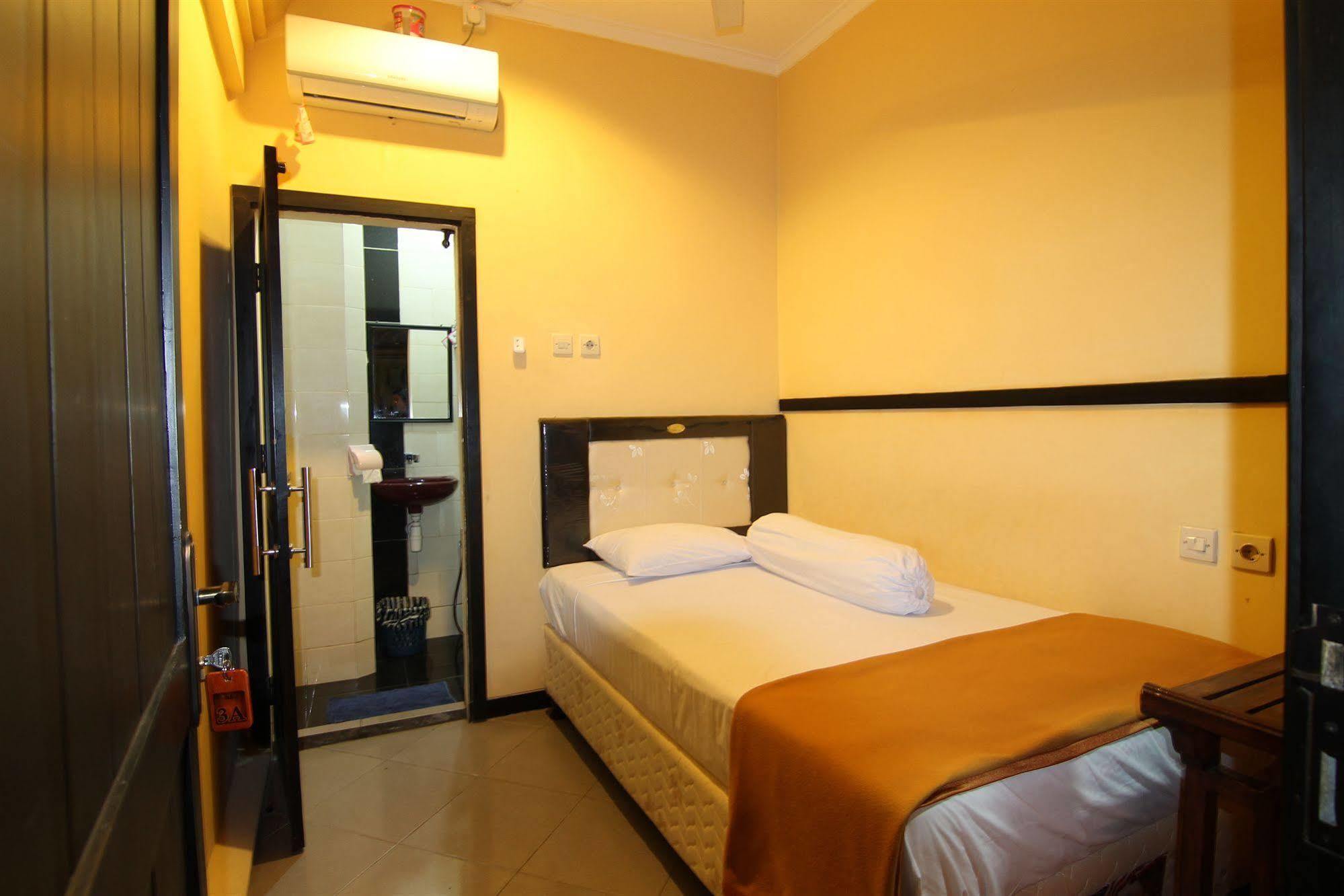 Ct1 Bali Bed & Breakfast Kuta Lombok Exterior foto