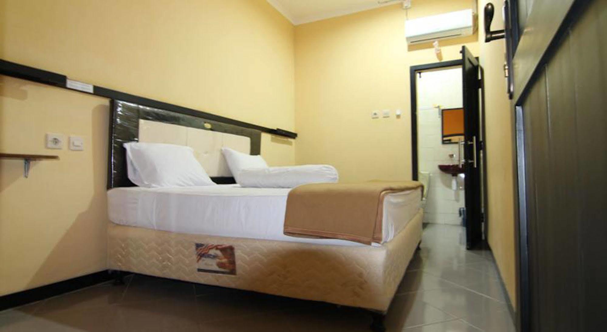 Ct1 Bali Bed & Breakfast Kuta Lombok Exterior foto